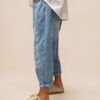 43C64BBE-FAE6-42FD-BEF5-A416006F50F8 Spodnie Jeansowe WENDY TRENDY z haftem