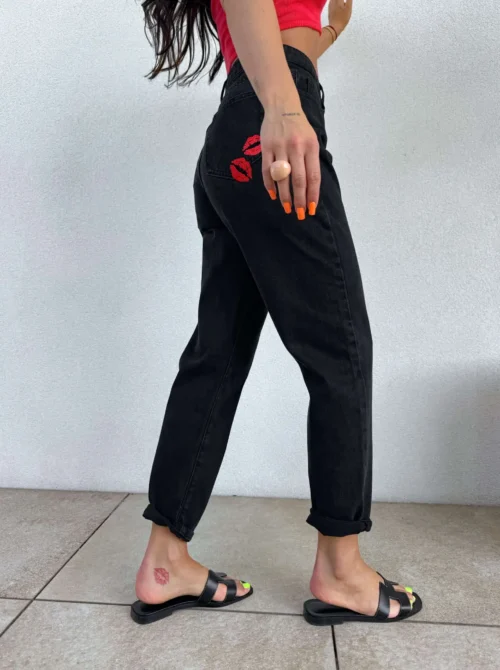 Jeansy BYME mom fit KISS