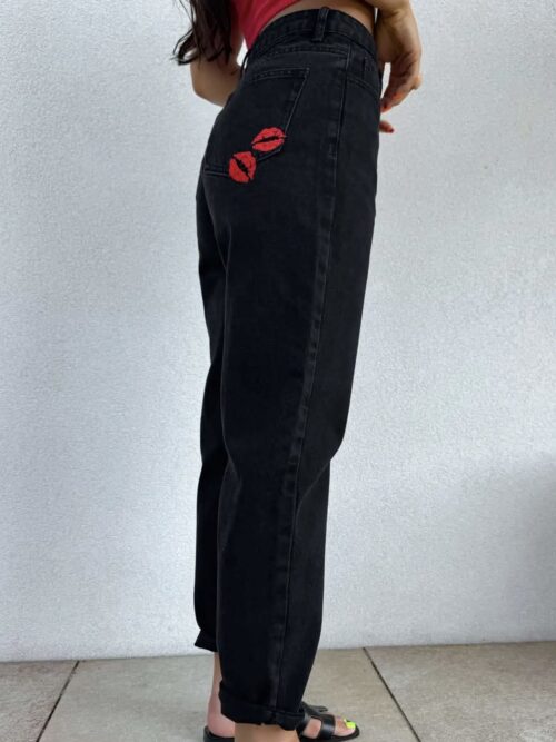 Jeansy BYME mom fit KISS