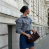 koszula XANA w kratę z falbaną damska koszula w kratę z ozdobną falbaną koszula XANA z falbaną na ramionach luźna koszula damska w kratę koszula w kratkę z kołnierzykiem i guzikami efektowna koszula damska z falbaną koszula XANA do jeansów i spodni koszula damska w kratę rozmiar uniwersalny
