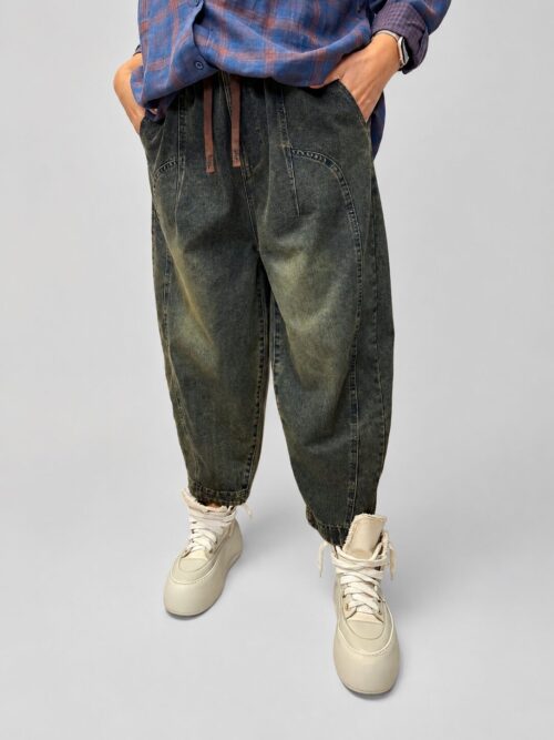 spodnie jeansowe dekatyzowane damskie spodnie z bawełny jeansowej oliwkowe luźne spodnie jeansowe z gumką w pasie spodnie jeansowe dekatyzowane z troczkiem damskie spodnie jeansowe o luźnym kroju spodnie dekatyzowane khaki oliwka spodnie jeansowe z efektem sprania wygodne spodnie jeansowe na co dzień
