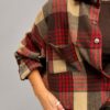 koszula na napy Short oversize koszula damska na napy w jesiennej kolorystyce koszula Short z troczkiem na dole koszula oversize mokka latte czekolada jesienna czerwień krótka koszula na napy z efektem bombki koszula damska z bawełną i akrylem koszula Short do jesiennych stylizacji koszula na napy Butik Madzia Fashion