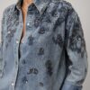 koszula jeansowa biżuteryjna koszula jeansowa ze srebrnymi napami koszula denim z biżuteryjnym zdobieniem jeansowa koszula damska z dekatyzacją koszula jeansowa do noszenia jako katanka koszula jeansowa z szytymi zdobieniami biżuteryjna koszula denim damska koszula jeansowa rozmiar uniwersalny