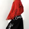 komplet dresowy damski z napisami czerwono czarny komplet dresowy damski czerwona bluza z ozdobnym napisem czarne spodnie dresowe z białym napisem komplet sportowy damski z bawełną wygodny komplet dresowy na co dzień damski komplet bluza i spodnie modny komplet dresowy z napisami
