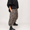 spodnie Simbady Panterka damskie szerokie spodnie damskie w panterkę spodnie panterka z gumką w pasie bawełniane spodnie Simbady luźne spodnie damskie animal print spodnie panterka Butik Madzia Fashion