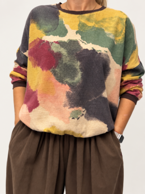 Bluza bawełniana damska z kolorowym wzorem Kolorowa bluza damska z czekoladową lamówką Bluza bawełniana oversize w artystyczny wzór Bluza damska z bawełny pętelkowej Modowa bluza damska w jesiennych kolorach Bluza Art Color Butik Madzia Fashion