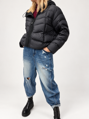 - Kurtka pikowana damska z dzianiną - Czarna kurtka pikowana damska - Kurtka damska na jesień i lekką zimę - Kurtka pikowana z kapturem damska - Kurtka przejściowa Butik Madzia Fashion