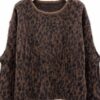 Sweter damski panterka z koronką Sweter panterka czekoladowo czarny Puszysty sweter damski w panterkę Sweter damski z koronkowym wykończeniem rękawów Luźny sweter panterka damski Sweter panterka w jesiennej stylizacji