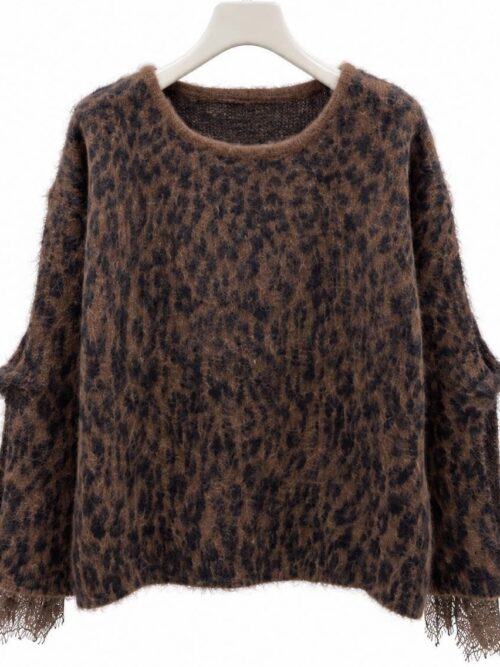 Sweter damski panterka z koronką Sweter panterka czekoladowo czarny Puszysty sweter damski w panterkę Sweter damski z koronkowym wykończeniem rękawów Luźny sweter panterka damski Sweter panterka w jesiennej stylizacji