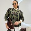 sweter panterka khaki damski sweter damski w panterkowy wzór sweter panterka khaki czarny czekoladowy damski sweter oversize panterka jesienny sweter panterka rozmiar uniwersalny sweter panterka Butik Madzia Fashion