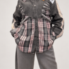 Koszula Denim Duo damska z kratą Koszula jeansowa z bawełnianą kratą Koszula damska z przecieranym denimem Koszula patchworkowa denim i krata Koszula Denim Duo rozmiar uniwersalny Koszula damska z postrzępionymi detalami Koszula jeansowa z kontrastową kratą