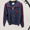 Sweter z ażurową fakturą