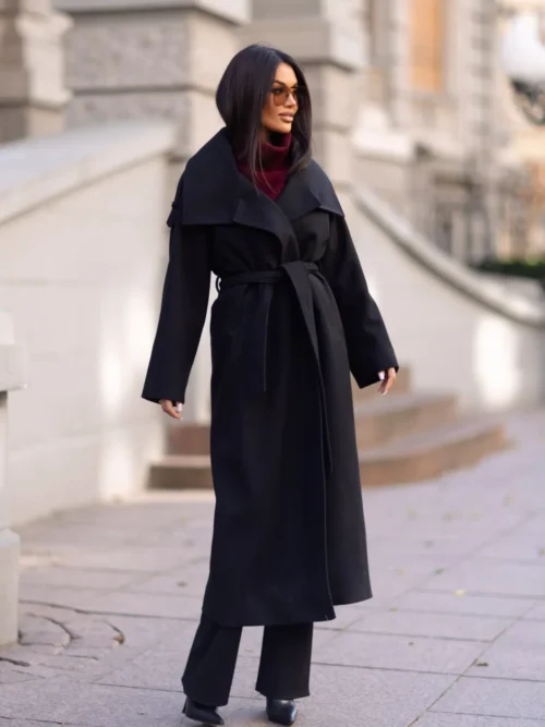 Płaszcz damski ME GUSTA z wełną Długi płaszcz wiązany ME GUSTA Elegancki płaszcz damski z paskiem Płaszcz ME GUSTA rozmiar uniwersalny Długi płaszcz damski polska produkcja Płaszcz damski z szerokim kołnierzem Płaszcz jesienny ME GUSTA z wełną