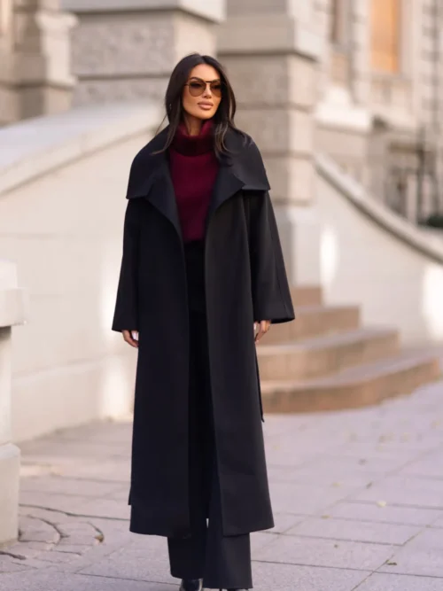 Płaszcz damski ME GUSTA z wełną Długi płaszcz wiązany ME GUSTA Elegancki płaszcz damski z paskiem Płaszcz ME GUSTA rozmiar uniwersalny Długi płaszcz damski polska produkcja Płaszcz damski z szerokim kołnierzem Płaszcz jesienny ME GUSTA z wełną
