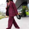 Marynarka damska ME GUSTA Marynarka oversize ME GUSTA Elegancka marynarka damska polska produkcja Marynarka damska rozmiar uniwersalny Wydłużona marynarka ME GUSTA Marynarka garniturowa damska ME GUSTA Marynarka damska z klapami i kieszeniami
