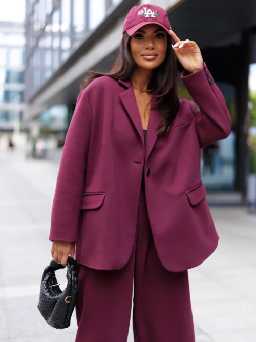 Marynarka damska ME GUSTA Marynarka oversize ME GUSTA Elegancka marynarka damska polska produkcja Marynarka damska rozmiar uniwersalny Wydłużona marynarka ME GUSTA Marynarka garniturowa damska ME GUSTA Marynarka damska z klapami i kieszeniami
